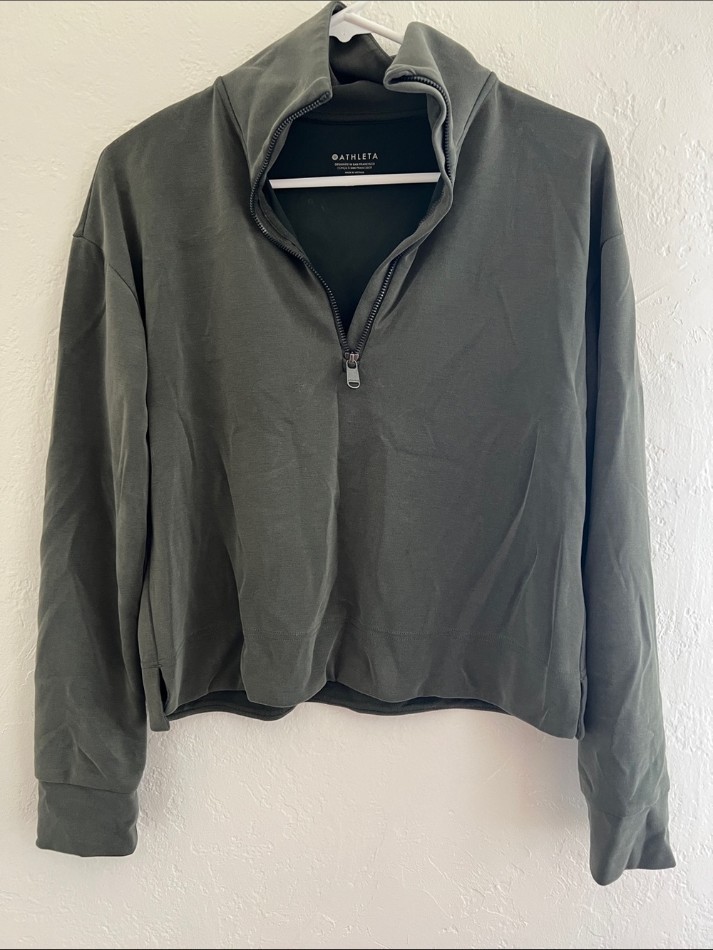 Athleta Seasoft Quarter Zip Olive Green XS